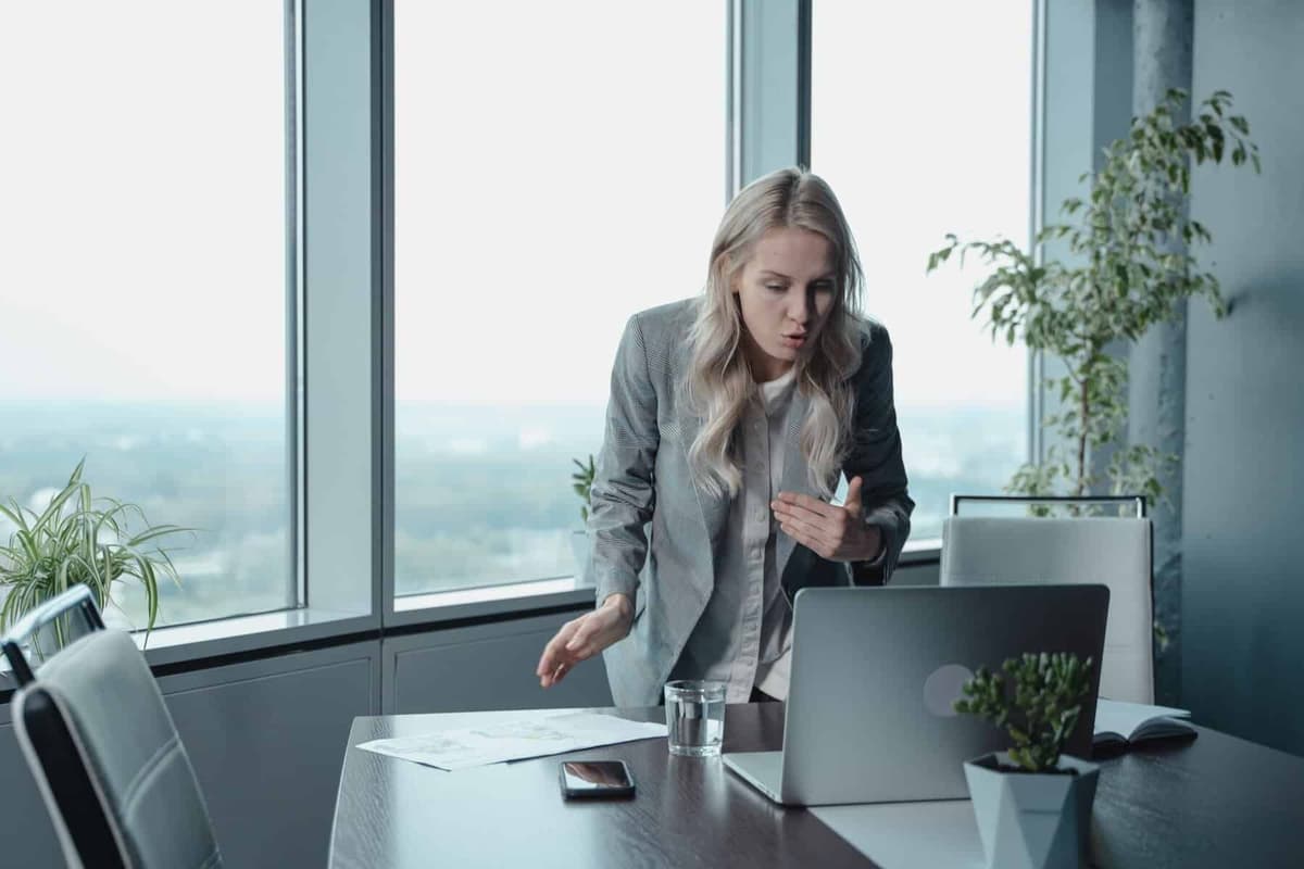 CTO Job Description with Responsibilities, Qualifications and Salary Breakdown